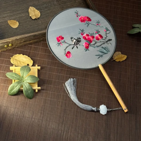 Chinese Silk Suzhou Embroidered Round Fan Wooden Handle